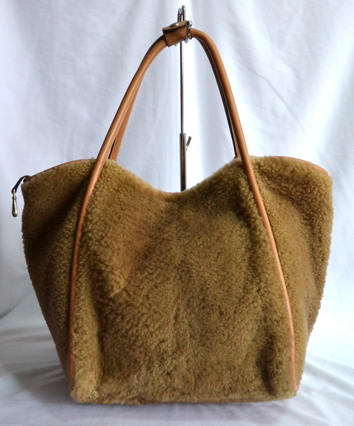 BOGNER DAMEN TASCHE XL VALMOREL TIMEA LAMMFELL SHOPPER BAG BRAUN 2 WAHL AUSSTELLUNGSSTÜCK – Bild 3