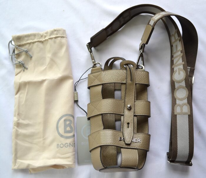BOGNER LEDER UMHÄNGETASCHE BOTTLEBAG EDDA UNISEX FLASCHENTASCHE TASCHE MIT GURT BAG TAUPE NEU