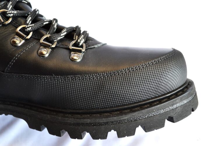 BOGNER 007 HELSINKI HERREN LEDER BOOTS MIT LAMMFELL FUTTER SCHWARZ Gr 44 NEU OVP – Bild 7