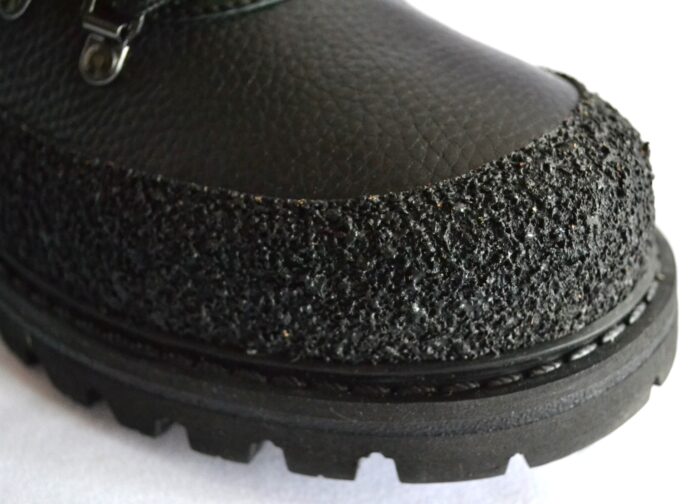 BOGNER 007 HELSINKI HERREN LEDER BOOTS MIT SPIKES SCHWARZ Gr 44 NEU OVP – Bild 10