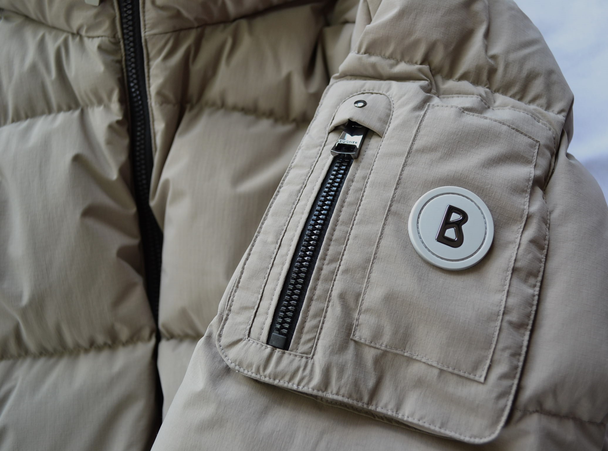 BOGNER JAMY D2 HERREN DAUNENJACKE SONDERMODELL TAUPE Gr 50 L NEU – Bild 9