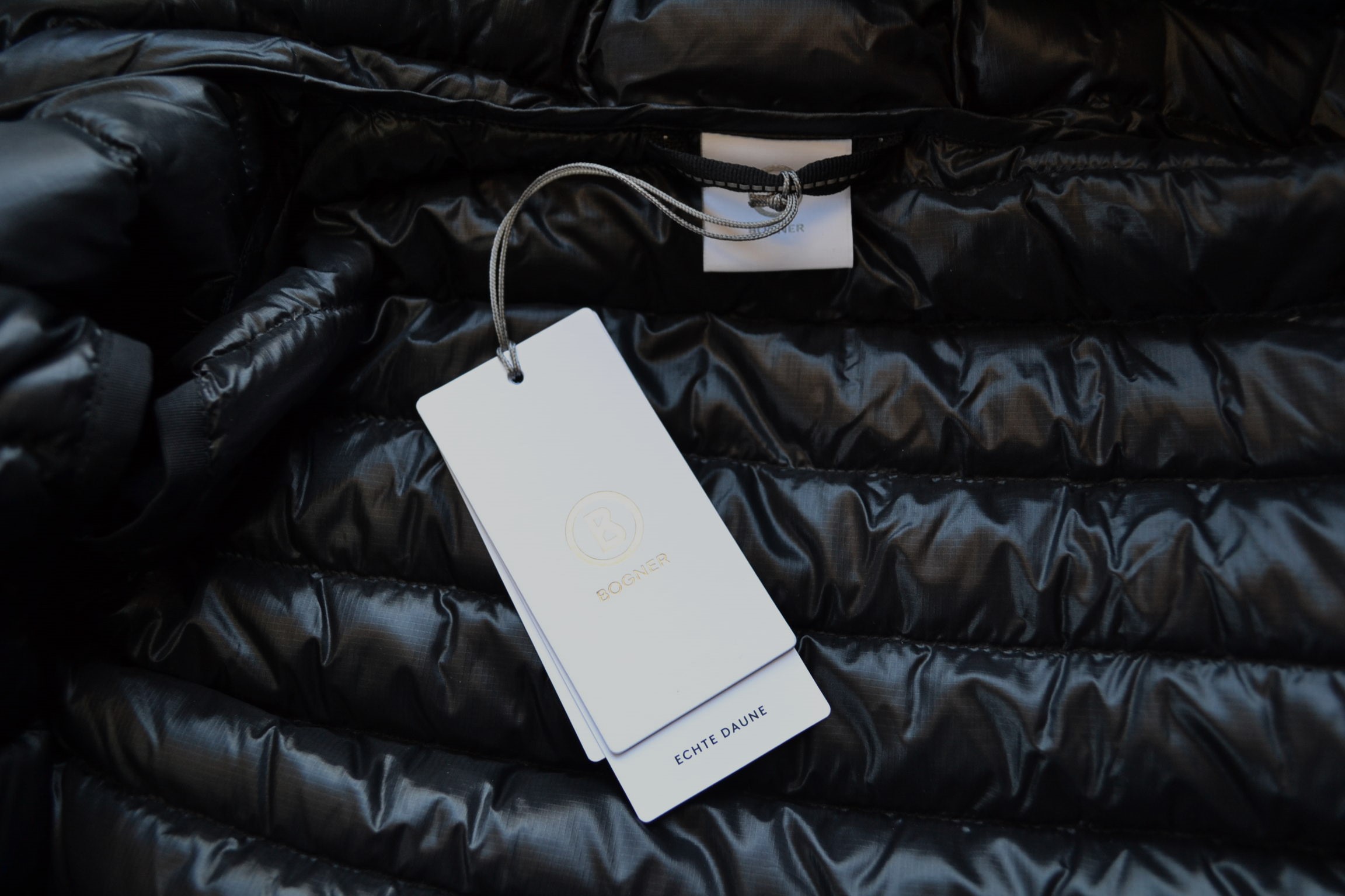 BOGNER JOLIE 2 in 1 DAUNENMANTEL mit DAUNENWESTE SCHWARZ UVP 1795 € Gr 34-36 NEU – Bild 5