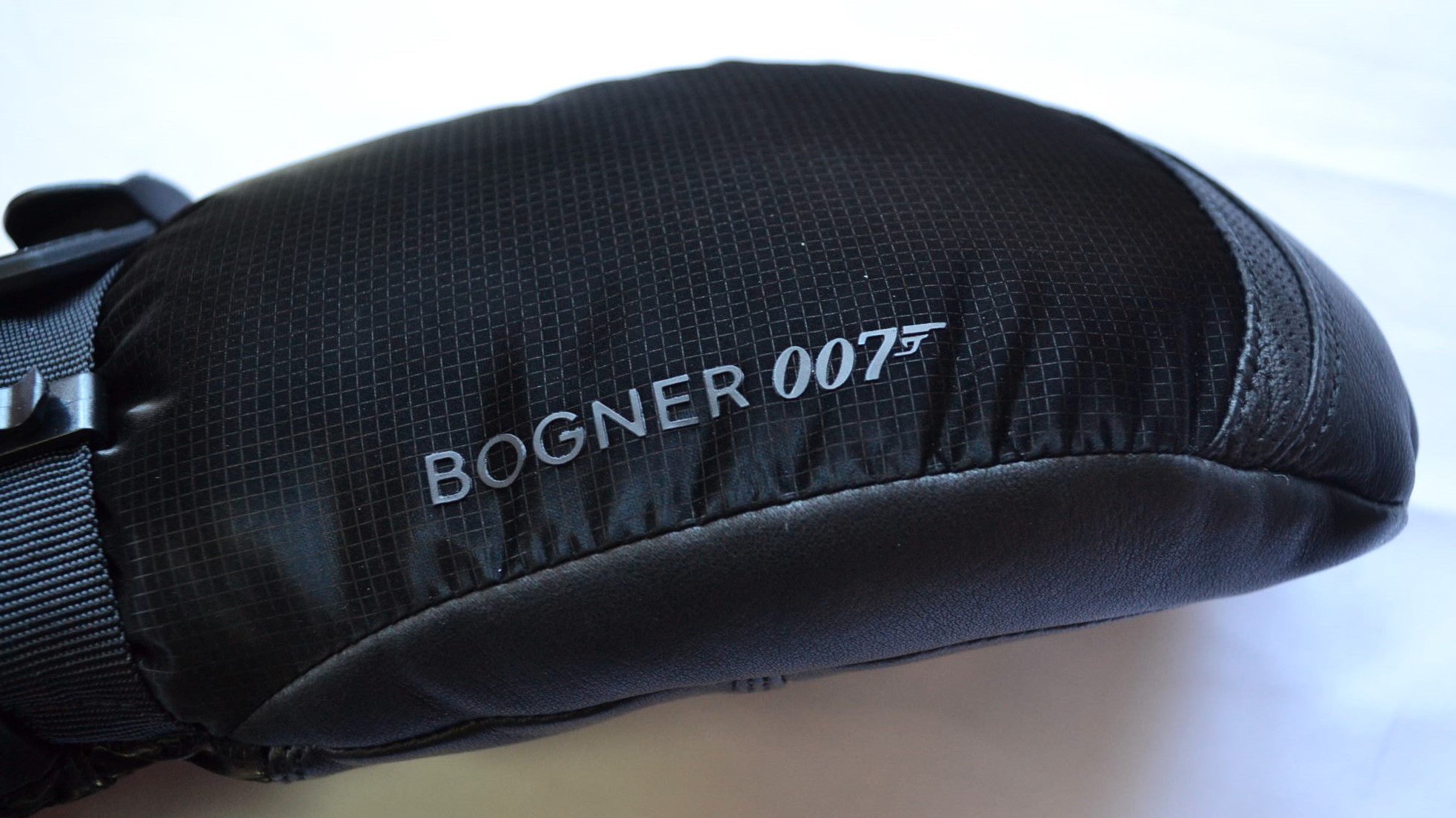 BOGNER FLORA 007 BOND DAMEN SKI FÄUSTLINGE STADT HANDSCHUHE TEILLEDER SCHWARZ Gr 7 S NEU – Bild 4