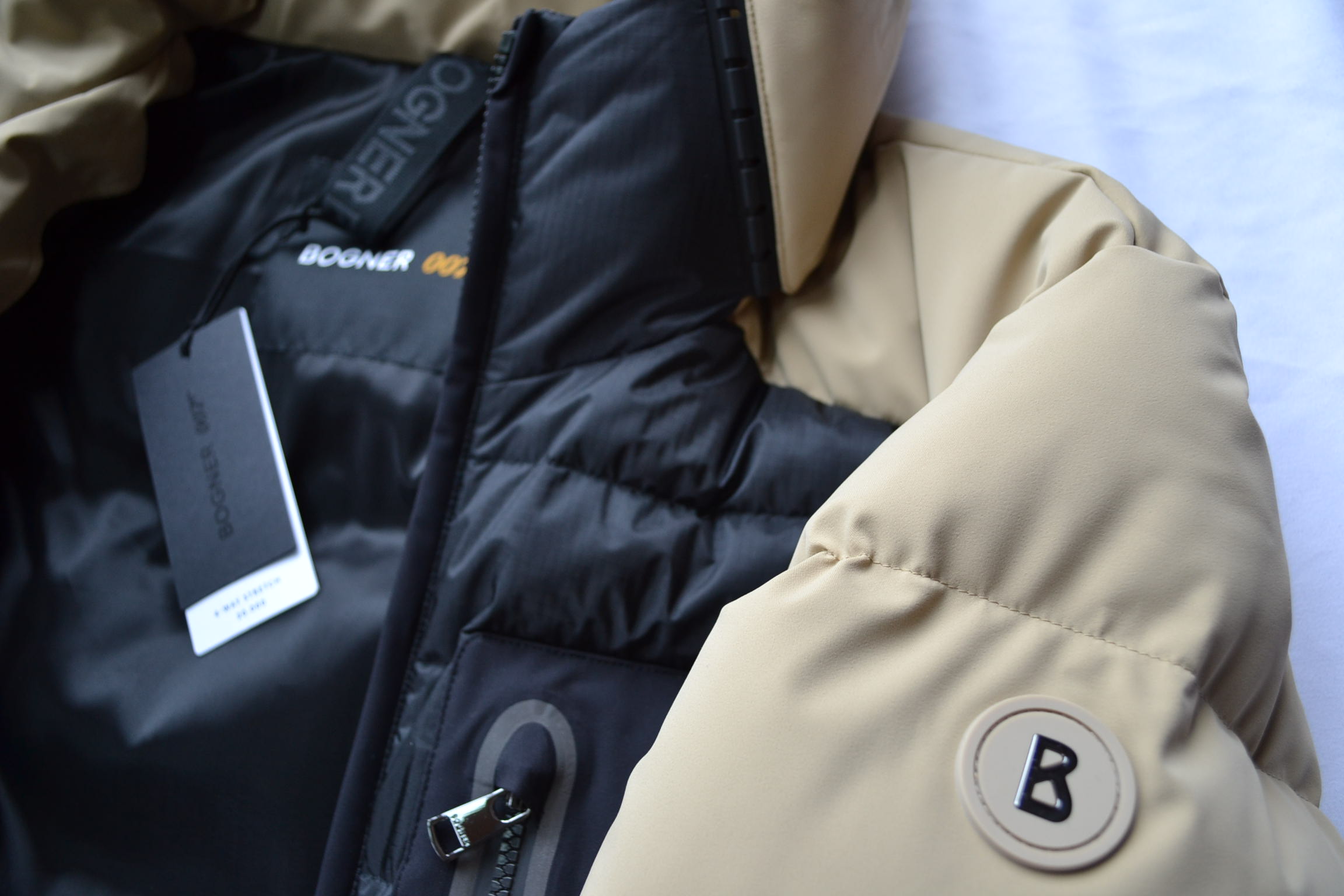 BOGNER 007 BOND SET SKIANZUG HERREN DAUNEN SKIJACKE 4-WEGE STRETCH SCHWARZ-BEIGE + SKIHOSE BOND 20 Gr 50 L NEU – Bild 14