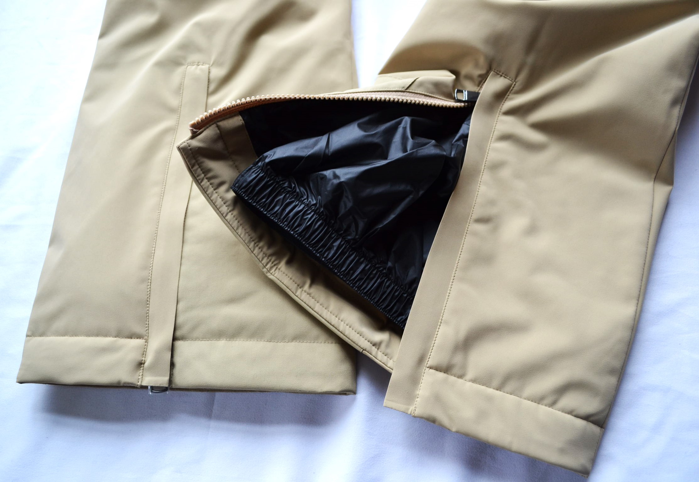 BOGNER 007 BOND SET SKIANZUG HERREN DAUNEN SKIJACKE 4-WEGE STRETCH SCHWARZ-BEIGE + SKIHOSE BOND 20 Gr 50 L NEU – Bild 31