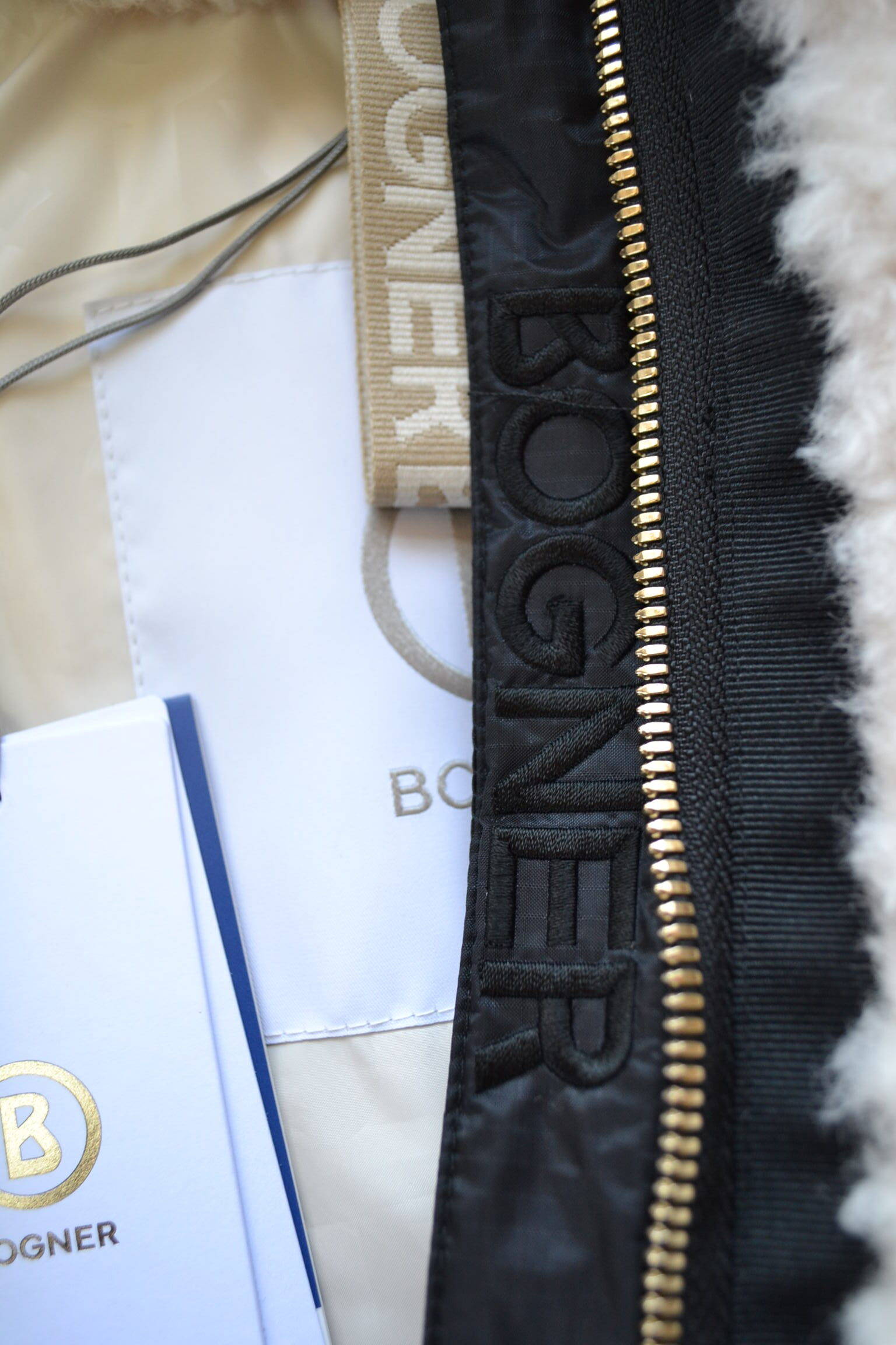 BOGNER KORA DAMEN SKIJACKE OVERSIZE WEIß-BEIGE TEDDYFELL Gr 36 S NEU – Bild 12