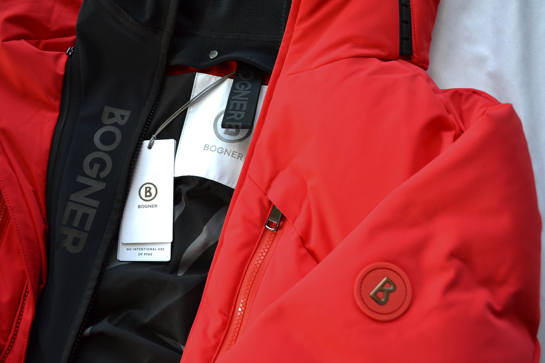 BOGNER JERVIS HERREN DAUNEN SKIJACKE ROT MIT TRENNBAREN MITTEL INLAYER IN SCHWARZ Gr 50 L NEU – Bild 15