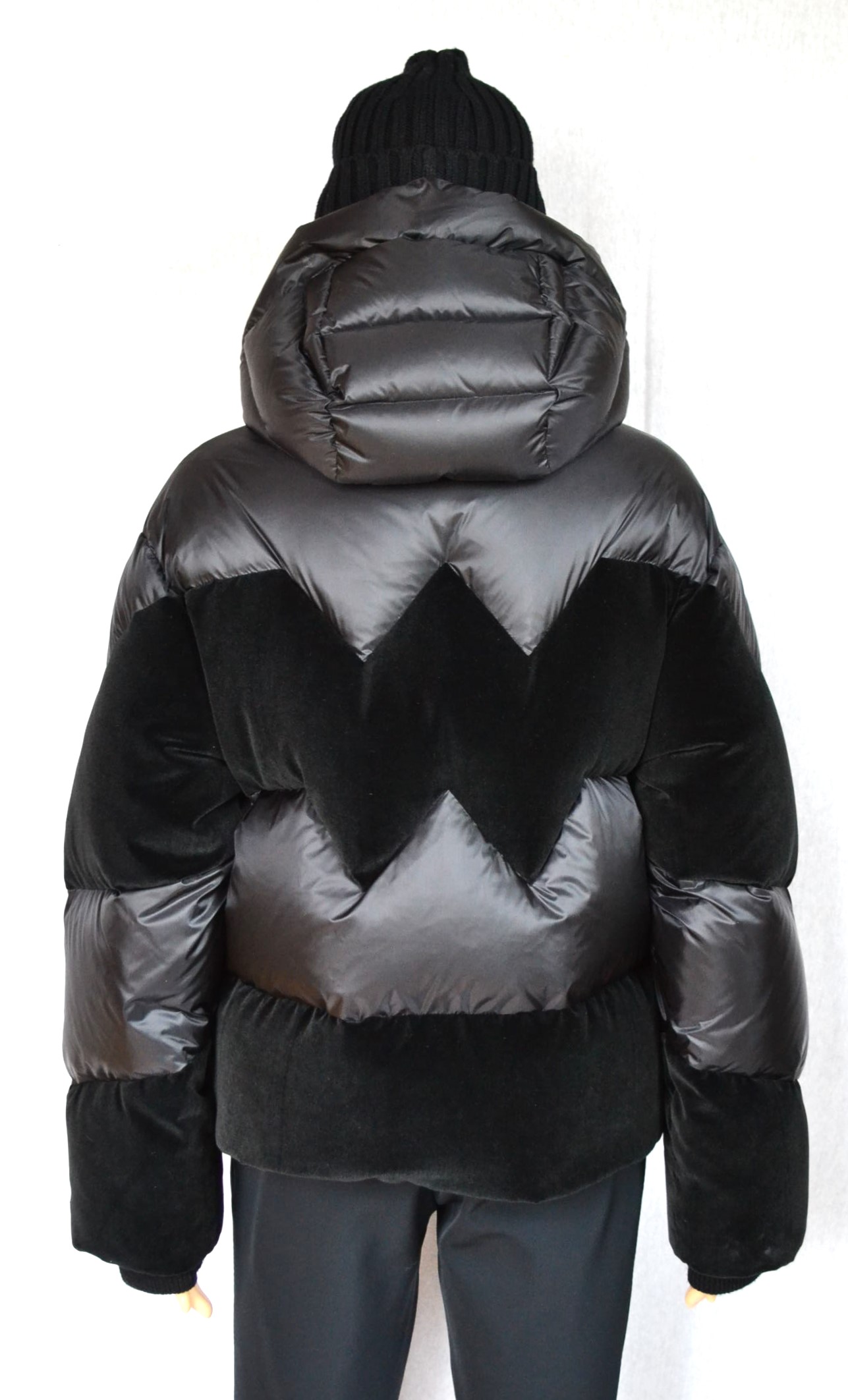 BOGNER CATHY DAMEN DAUNENJACKE JACKE OVERSIZE SCHWARZ Gr 36 S NEU – Bild 7