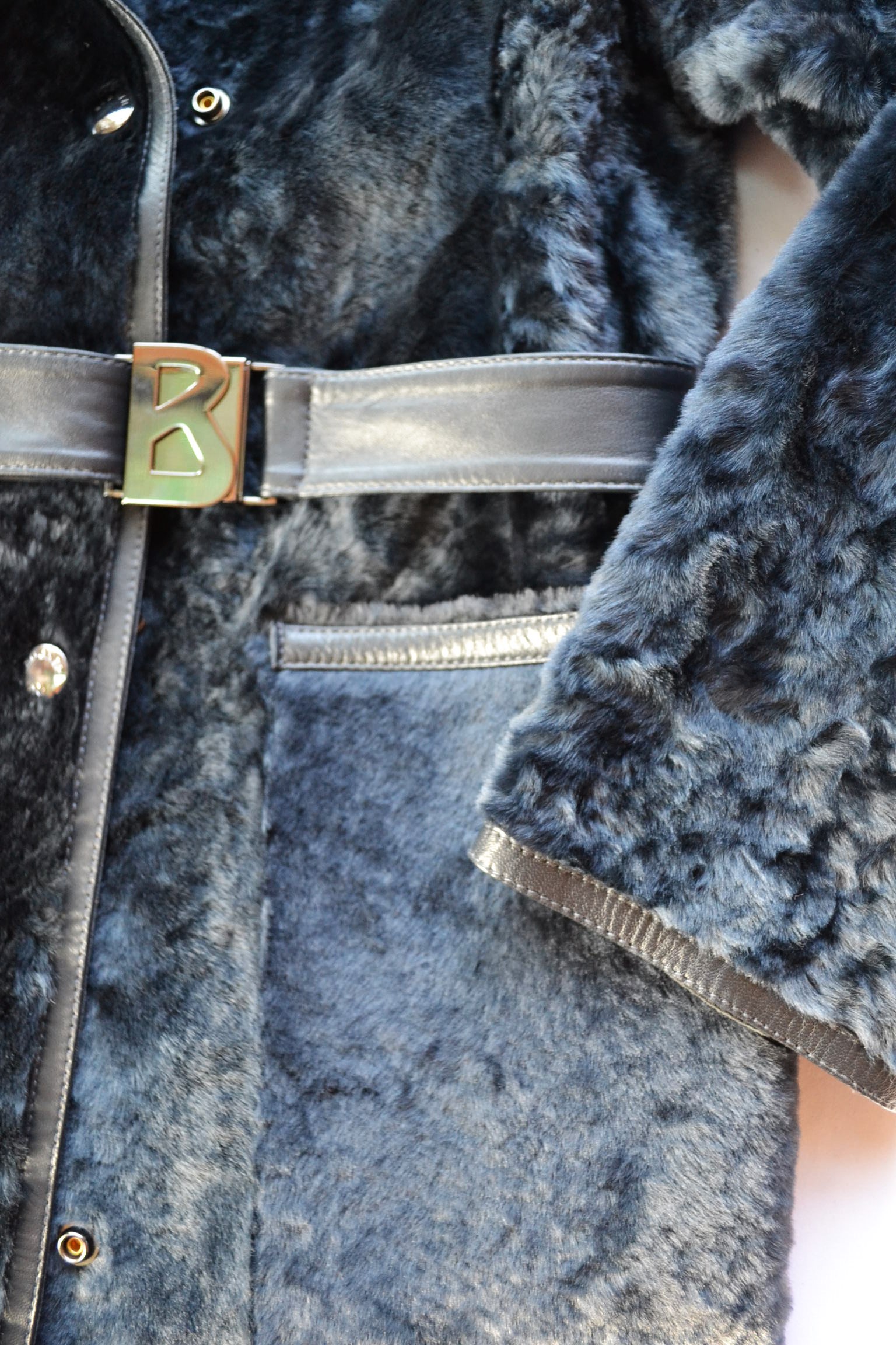 BOGNER PEYTON DAMEN LANGE LAMMFELLMANTEL LAMMFELL / LEDER MANTEL MIT GÜRTEL DARK GREY WOMEN Gr 36 - 38 S-MNEU – Bild 17