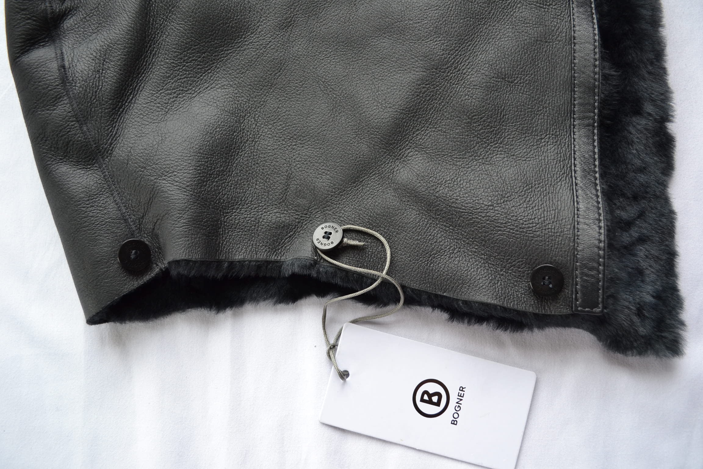 BOGNER FURAYA LAMMFELL LEDER KAPUZE ZUM ANKNÖPFEN für DAMEN JACKE FANJA JONNA ECHTFELL LAMMFELL 6 KNOPFE SCHWARZ NEU – Bild 4